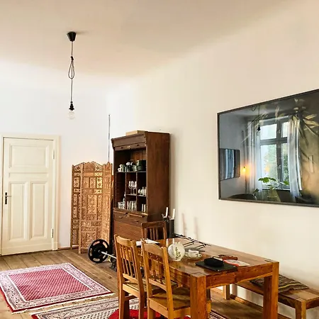 Apartment Altbau Loft Neukoelln *