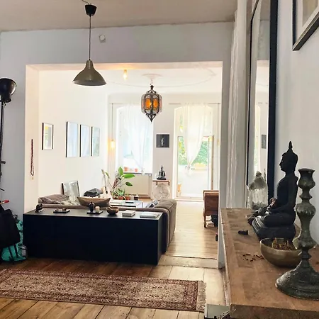 Altbau Loft Neukoelln Apartamento