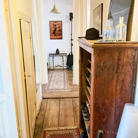 Altbau Loft Neukoelln Berlin