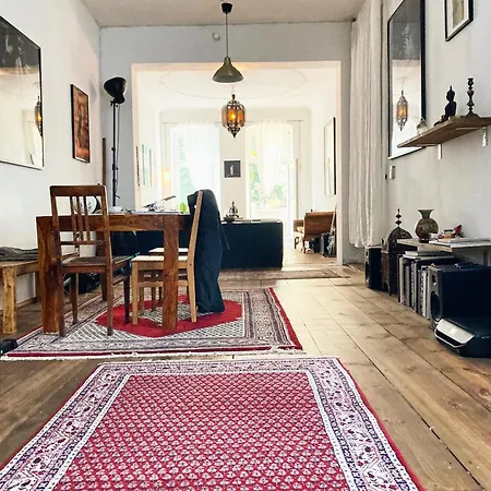 Apartamento Altbau Loft Neukoelln *